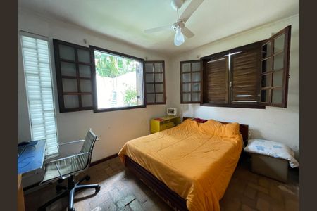 Casa de condomínio para alugar com 581m², 4 quartos e 3 vagas Casa de condomínio para alugar com 581m², 4 quartos e 3 vagasQuarto 1