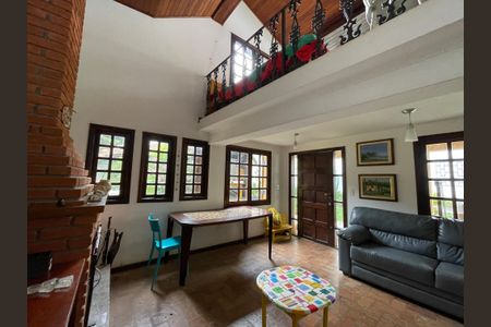 Sala de casa de condomínio para alugar com 4 quartos, 581m² em Chácara Represinha, Cotia