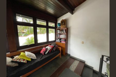 Sala de casa de condomínio para alugar com 4 quartos, 581m² em Chácara Represinha, Cotia