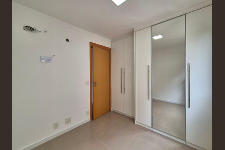 Apartamento à venda com 117m², 3 quartos e 2 vagas Apartamento à venda com 117m², 3 quartos e 2 vagasQuarto