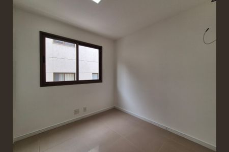 Apartamento à venda com 117m², 3 quartos e 2 vagas Apartamento à venda com 117m², 3 quartos e 2 vagasQuarto