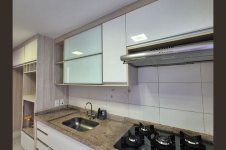 Apartamento à venda com 117m², 3 quartos e 2 vagas Apartamento à venda com 117m², 3 quartos e 2 vagasCozinha