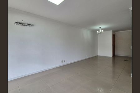 Apartamento à venda com 117m², 3 quartos e 2 vagas Apartamento à venda com 117m², 3 quartos e 2 vagasSala
