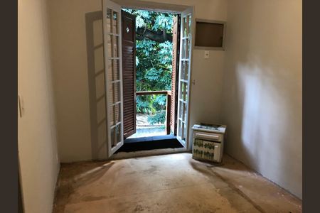 Casa de condomínio para alugar com 150m², 3 quartos e 4 vagasQuarto