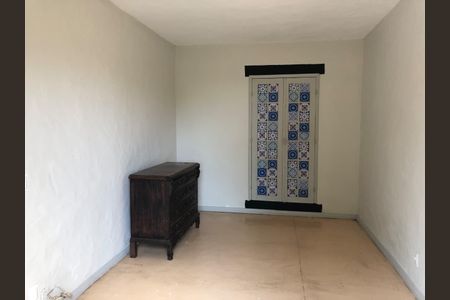 Casa de condomínio para alugar com 150m², 3 quartos e 4 vagasSala