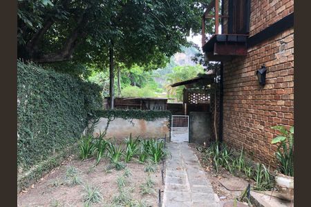 Casa de condomínio para alugar com 150m², 3 quartos e 4 vagasÁrea externa