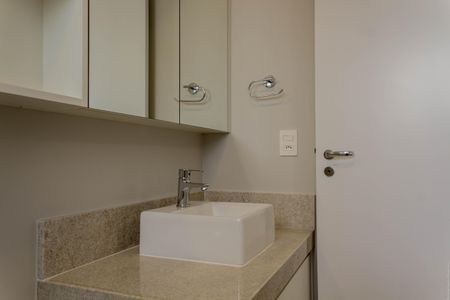 Apartamento para alugar com 137m², 3 quartos e 3 vagasBanheiro da Suíte 2