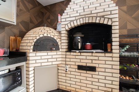 Casa de condomínio para alugar com 629m², 5 quartos e 6 vagasChurrasqueira