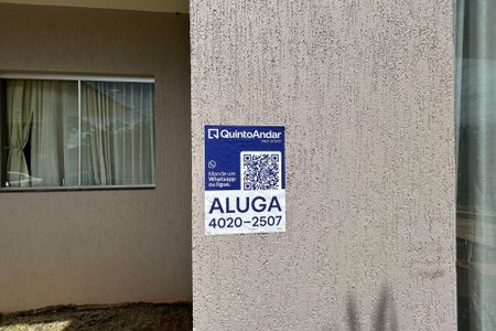 Casa de condomínio para alugar com 629m², 5 quartos e 6 vagasPlaca