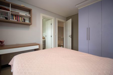 Casa de condomínio para alugar com 629m², 5 quartos e 6 vagasSuíte 2