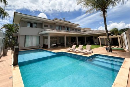 Casa de condomínio para alugar com 629m², 5 quartos e 6 vagasPiscina