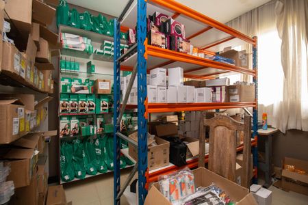 Casa de condomínio para alugar com 629m², 5 quartos e 6 vagasQuarto de Serviço