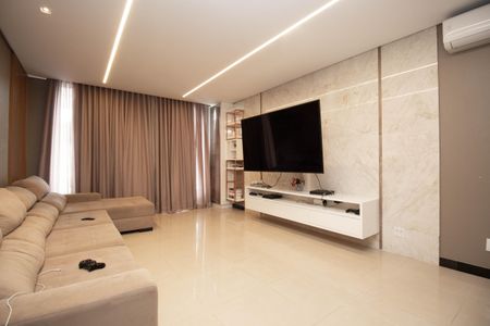 Casa de condomínio para alugar com 629m², 5 quartos e 6 vagasSala 2