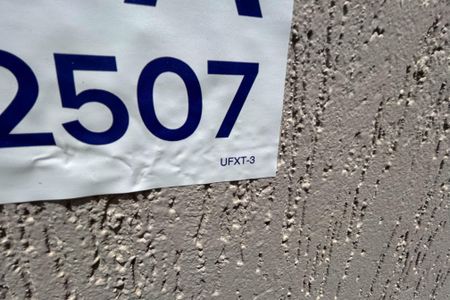 Casa de condomínio para alugar com 629m², 5 quartos e 6 vagasPlaca