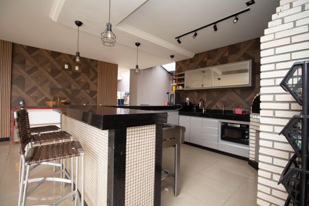 Casa de condomínio para alugar com 629m², 5 quartos e 6 vagasChurrasqueira