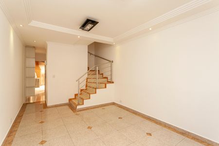 Casa para alugar com 2 quartos, 94m² em Vila do Castelo, São Paulo