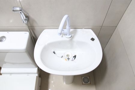 Banheiro da Suíte 1 de casa para alugar com 3 quartos, 250m² em Vila Abajá, Goiânia