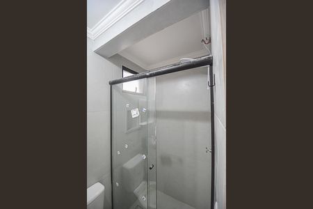 Banheiro de kitnet/studio para alugar com 1 quarto, 18m² em Jardim do Mar, São Bernardo do Campo