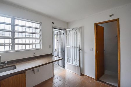 Studio para alugar com 35m², 1 quarto e sem vaga Studio para alugar com 35m², 1 quarto e sem vagaCozinha e Área de Serviço