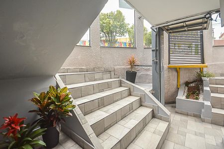 Studio para alugar com 35m², 1 quarto e sem vaga Studio para alugar com 35m², 1 quarto e sem vagaHall de entrada