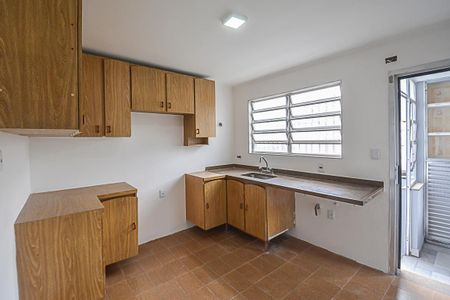 Studio para alugar com 35m², 1 quarto e sem vaga Studio para alugar com 35m², 1 quarto e sem vagaCozinha e Área de Serviço