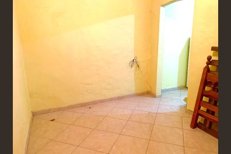 Casa para alugar com 45m², 1 quarto e sem vaga
