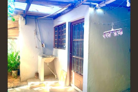Casa para alugar com 45m², 1 quarto e sem vaga