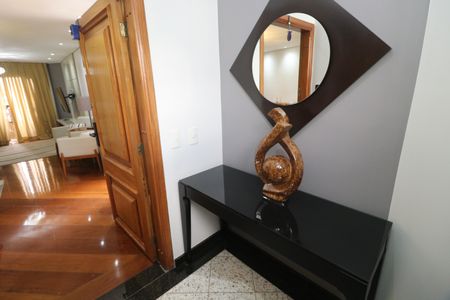 Apartamento para alugar com 160m², 3 quartos e 2 vagasHall de entrada