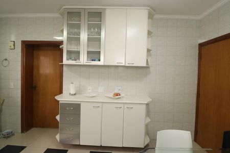 Apartamento para alugar com 160m², 3 quartos e 2 vagasCozinha