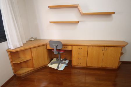 Apartamento para alugar com 160m², 3 quartos e 2 vagasQuarto 2