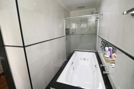 Apartamento para alugar com 160m², 3 quartos e 2 vagasBanheiro da Suíte