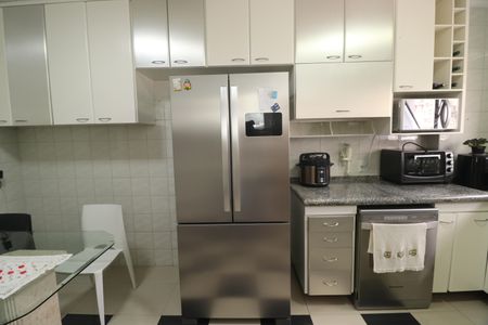 Apartamento para alugar com 160m², 3 quartos e 2 vagasCozinha