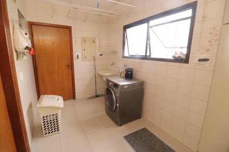 Apartamento para alugar com 160m², 3 quartos e 2 vagasÁrea de Serviço
