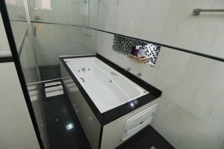 Apartamento para alugar com 160m², 3 quartos e 2 vagasBanheiro da Suíte