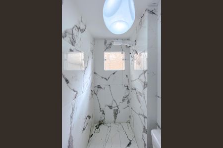 Apartamento à venda com 42m², 2 quartos e sem vaga Apartamento à venda com 42m², 2 quartos e sem vagaBanheiro