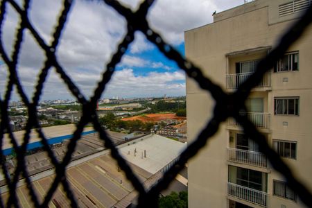 Vista da sala de apartamento à venda com 2 quartos, 45m² em Vila Homero Thon, Santo André