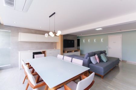 Apartamento à venda com 119m², 2 quartos e 2 vagasSala