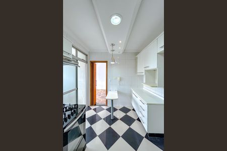 Apartamento para alugar com 70m², 2 quartos e 1 vagaCozinha