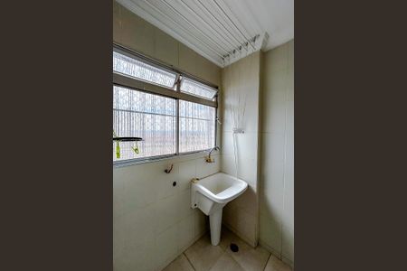 Apartamento para alugar com 70m², 2 quartos e 1 vagaÁrea de Serviço