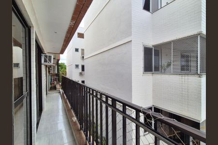 Varanda  de apartamento à venda com 3 quartos, 83m² em R. Bandeirantes, Rio de Janeiro