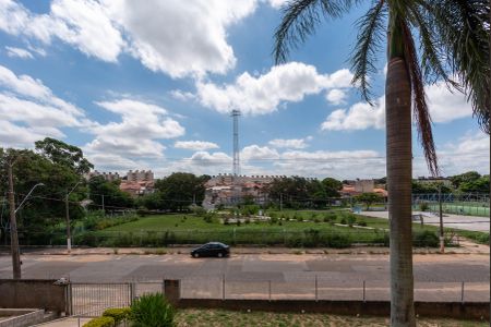 Vista do Quarto 1 de apartamento à venda com 2 quartos, 52m² em Vila Castelo Branco, Campinas