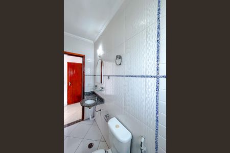 Casa de condomínio à venda com 198m², 3 quartos e 4 vagasBanheiro da Suíte