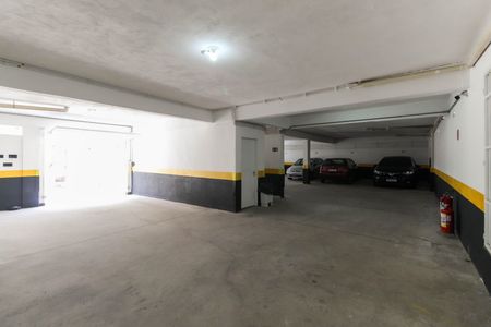 Apartamento para alugar com 41m², 2 quartos e 1 vaga Apartamento para alugar com 41m², 2 quartos e 1 vagaEstacionamento