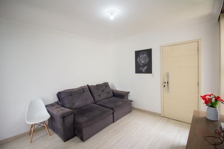 Sala de apartamento à venda com 2 quartos, 55m² em Bom Jesus, Contagem