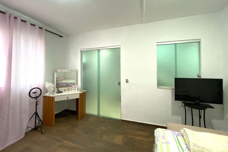 Casa à venda com 270m², 2 quartos e 2 vagasQuarto 2