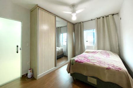 Casa à venda com 270m², 2 quartos e 2 vagasSuite 1