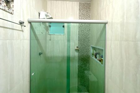 Casa à venda com 270m², 2 quartos e 2 vagasBanheiro da Suíte 1