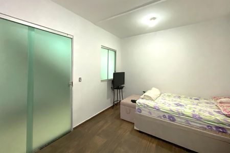 Casa à venda com 270m², 2 quartos e 2 vagasQuarto 2