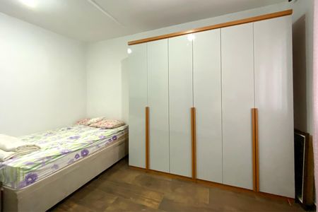 Casa à venda com 270m², 2 quartos e 2 vagasQuarto 2