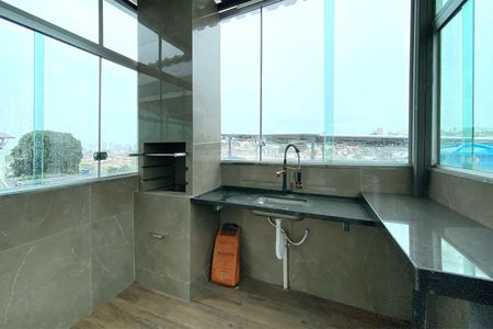 Casa à venda com 270m², 2 quartos e 2 vagasChurrasqueira